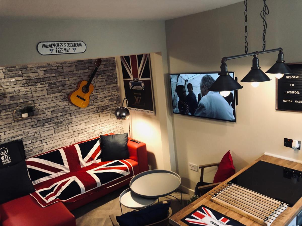 3 Double Bed Brittania Styled Central Home Near Lfc Sleeps 6 With Free Business Super Fast Fibre Broadband Liverpool Eksteriør billede